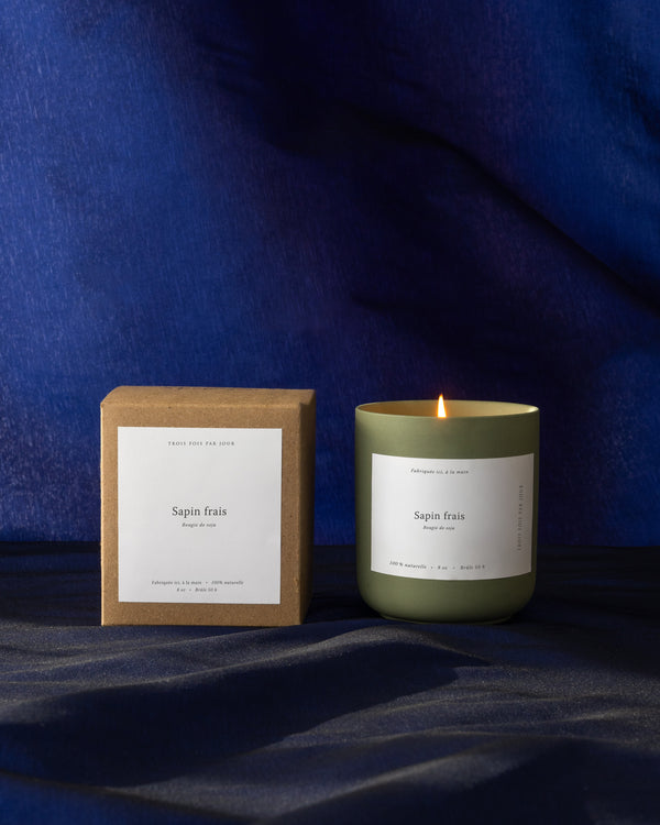 Bougie de soya — Sapin frais — 12 oz (75 heures)