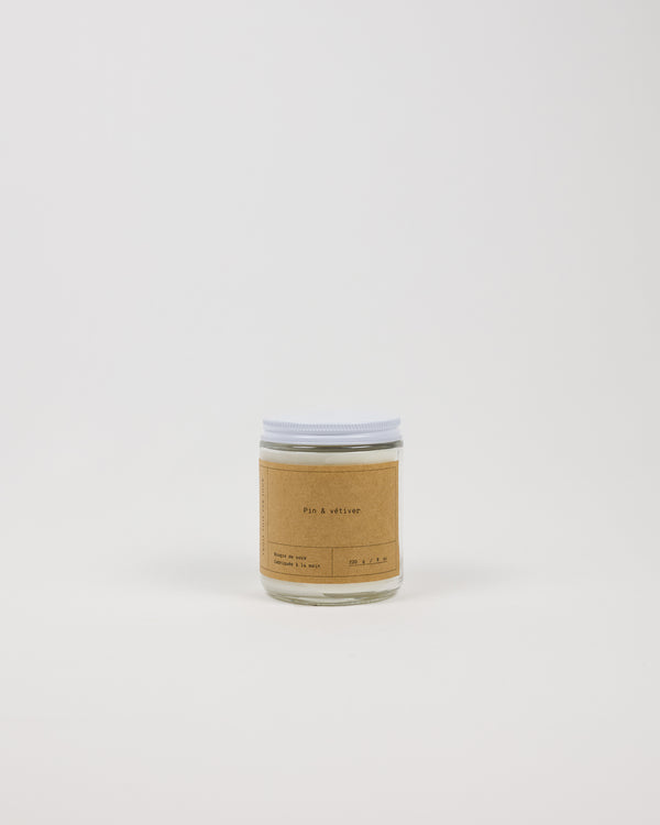 Bougie de soya —  Pin & vétiver — 8 oz (50 heures)