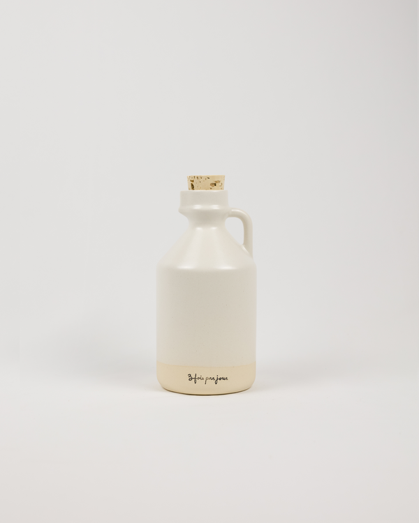 Pot de sirop d'érable en céramique
